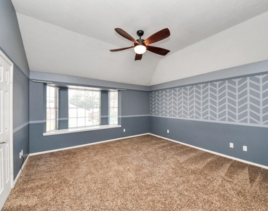 14622 Golden Cypress Lane - Photo Thumbnail 26