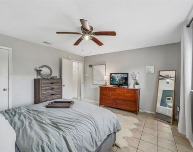 23819 Silversmith Lane - Photo Thumbnail 19