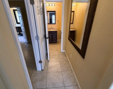 8315 White Pine Lane - Photo Thumbnail 6