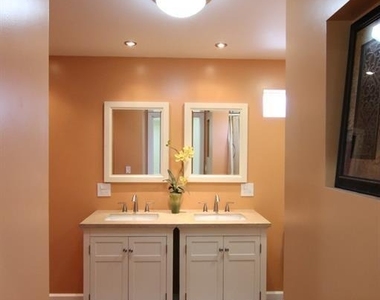 10503 Stockman Lane - Photo Thumbnail 14