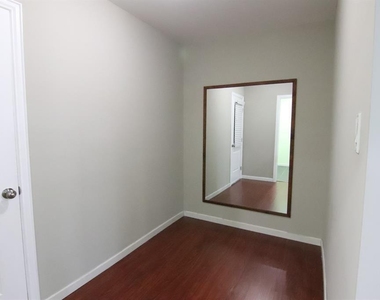10503 Stockman Lane - Photo Thumbnail 20