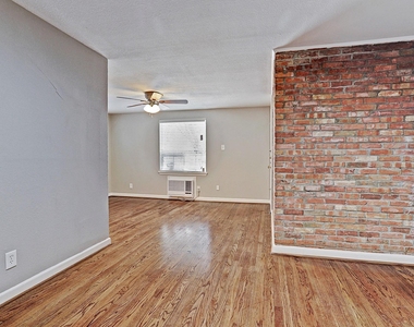 2148 Harold Street - Photo Thumbnail 3