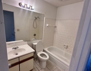 2910 Grants Lake Boulevard - Photo Thumbnail 12