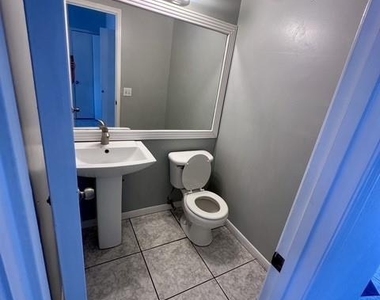 2910 Grants Lake Boulevard - Photo Thumbnail 4