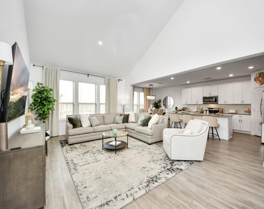 1055 Greenshank Drive - Photo Thumbnail 5