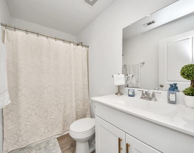 1055 Greenshank Drive - Photo Thumbnail 25