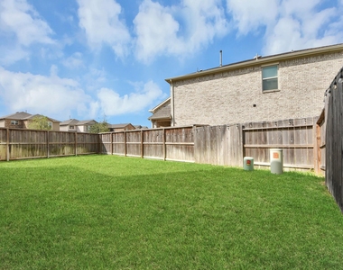 1055 Greenshank Drive - Photo Thumbnail 34