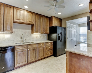 3922 Law Street - Photo Thumbnail 4
