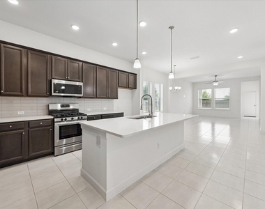 10810 Spiny Elm Court - Photo Thumbnail 9