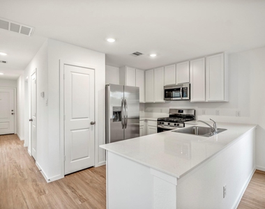 21443 Carosella Dr - Photo Thumbnail 10