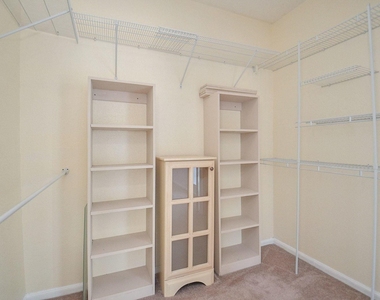 2475 Underwood Street - Photo Thumbnail 11