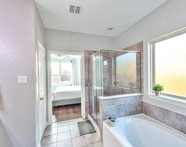 11618 Via Verdone Drive - Photo Thumbnail 26