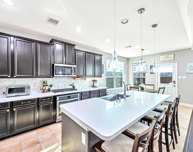 11618 Via Verdone Drive - Photo Thumbnail 21