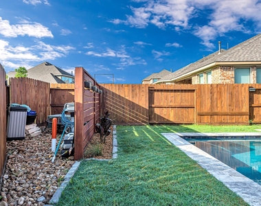 11618 Via Verdone Drive - Photo Thumbnail 40