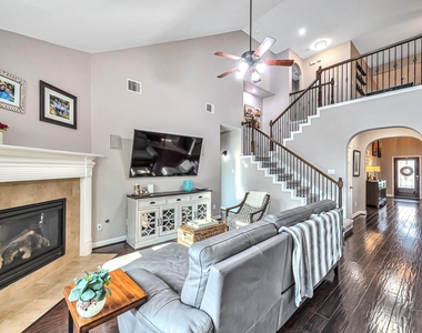 11618 Via Verdone Drive - Photo Thumbnail 15