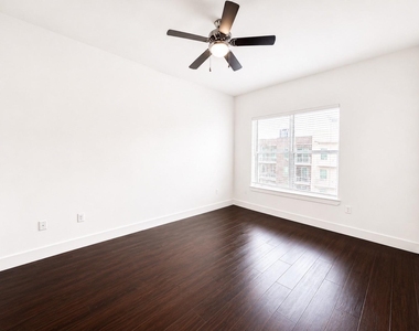 3120 Smith Street - Photo Thumbnail 10