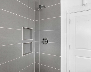 6014 Belarbor Street - Photo Thumbnail 11