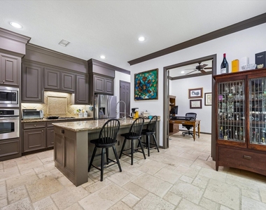 402 Roy Street - Photo Thumbnail 18