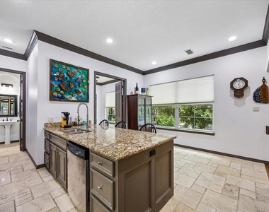 402 Roy Street - Photo Thumbnail 21