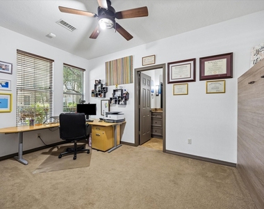 402 Roy Street - Photo Thumbnail 6