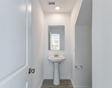 21281 Carosella Drive - Photo Thumbnail 2
