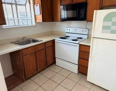 7901 Cambridge Street - Photo Thumbnail 2