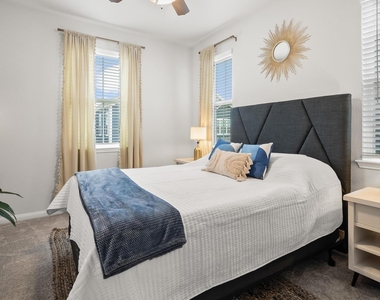 5511 Cuerta Street - Photo Thumbnail 22