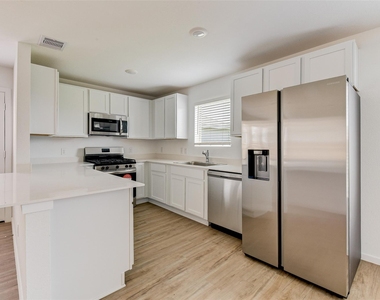 18553 Cepagatti Drive - Photo Thumbnail 6
