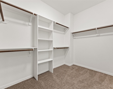 1411 Featherstone Street - Photo Thumbnail 31