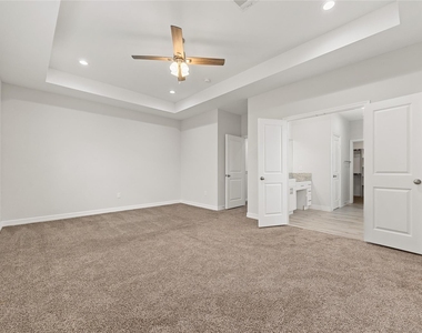 1411 Featherstone Street - Photo Thumbnail 27