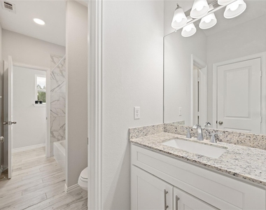 1411 Featherstone Street - Photo Thumbnail 22