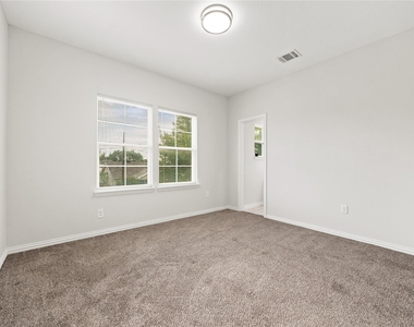 1411 Featherstone Street - Photo Thumbnail 24