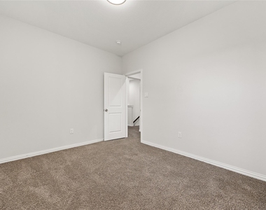 1411 Featherstone Street - Photo Thumbnail 20