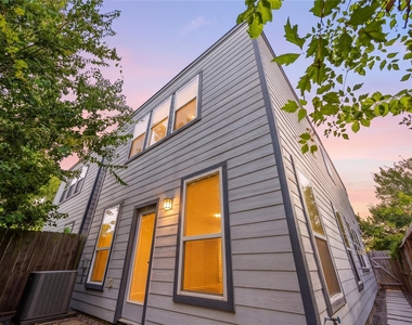 1411 Featherstone Street - Photo Thumbnail 1