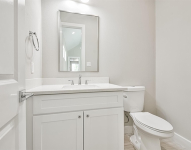 5509 Beall Street - Photo Thumbnail 20