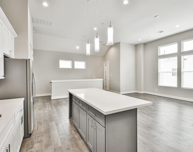 5509 Beall Street - Photo Thumbnail 16