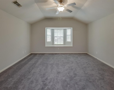 28806 Ashbrook Lane - Photo Thumbnail 17