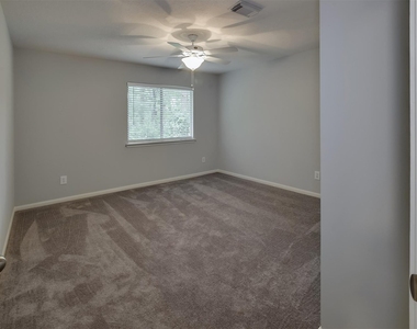 28806 Ashbrook Lane - Photo Thumbnail 21