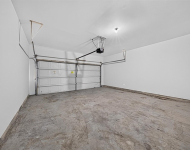11430 Overland Trail Drive - Photo Thumbnail 6