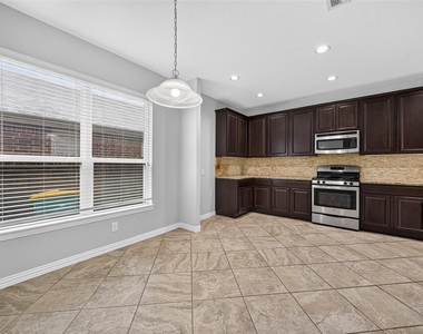 11430 Overland Trail Drive - Photo Thumbnail 11