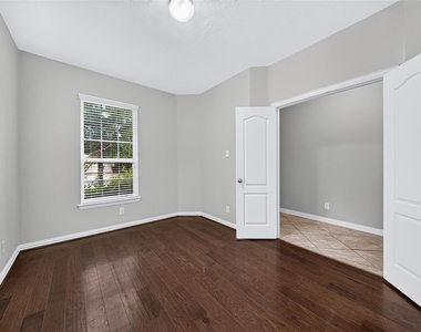 11430 Overland Trail Drive - Photo Thumbnail 4