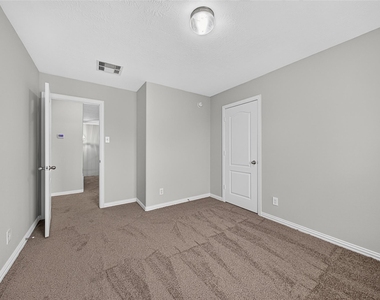 11430 Overland Trail Drive - Photo Thumbnail 29
