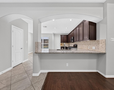 11430 Overland Trail Drive - Photo Thumbnail 8