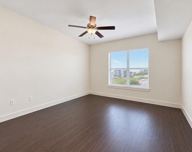 3120 Smith Street - Photo Thumbnail 5