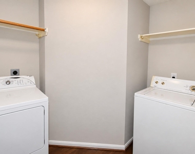 3111 Stratford Bend Drive - Photo Thumbnail 10
