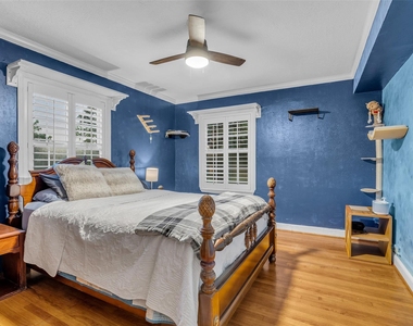 4304 Roseneath Drive - Photo Thumbnail 23