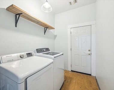 4320 Watson Street - Photo Thumbnail 8