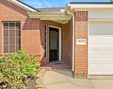 9606 Babbling Spring Court - Photo Thumbnail 2