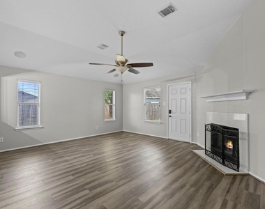 9606 Babbling Spring Court - Photo Thumbnail 17