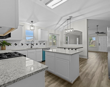 9606 Babbling Spring Court - Photo Thumbnail 10